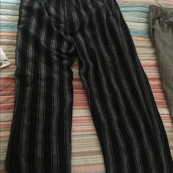 Brandy Melville Tilden Pants - Picture 2 of 3